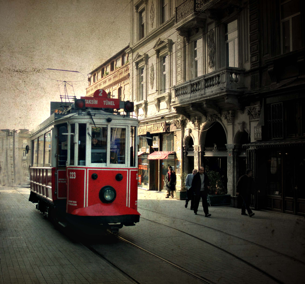 beyoglu4 En Görkemli ve En güzel İstanbul Resimleri